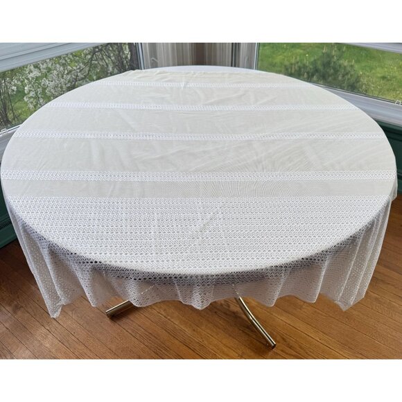 Vintage 70s curtain, creamy off-white mesh, vertical ajouré mesh, rod head panel - Picture 2 of 9